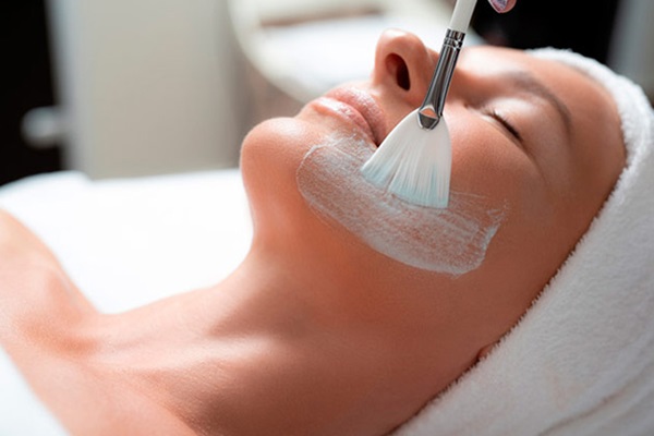 Os segredos da revitalização facial: transforme sua pele com cuidados profundos!