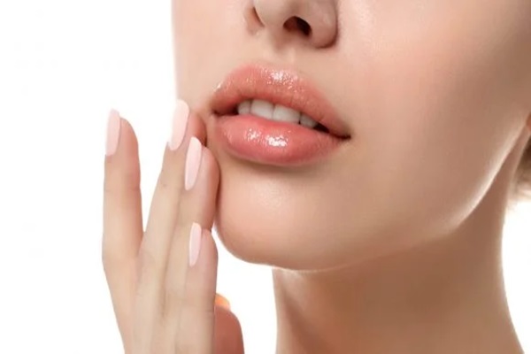 Laser Smooth Labial: a revolução para lábios volumosos e naturais!