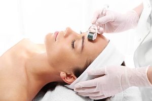O poder transformador do Microagulhamento: rejuvenesça sua pele!